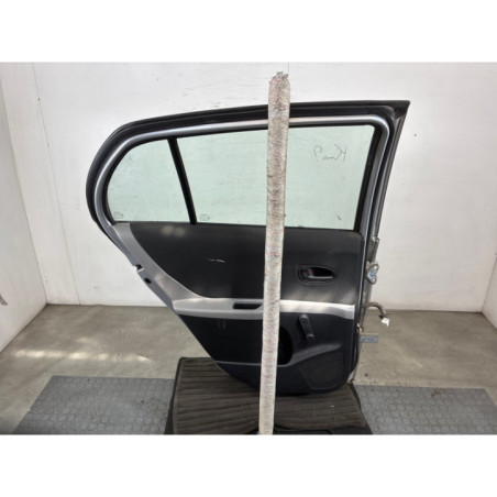 Porte arriere gauche TOYOTA YARIS 2 Photo n°1