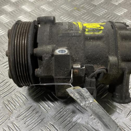 Compresseur clim FIAT PUNTO EVO 3 Photo n°1
