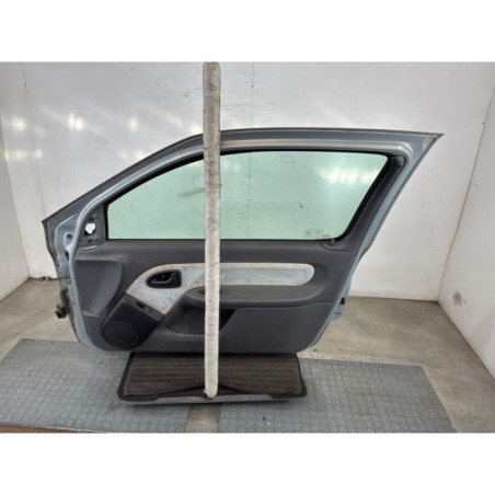 Porte avant droit RENAULT CLIO 2 Photo n°1