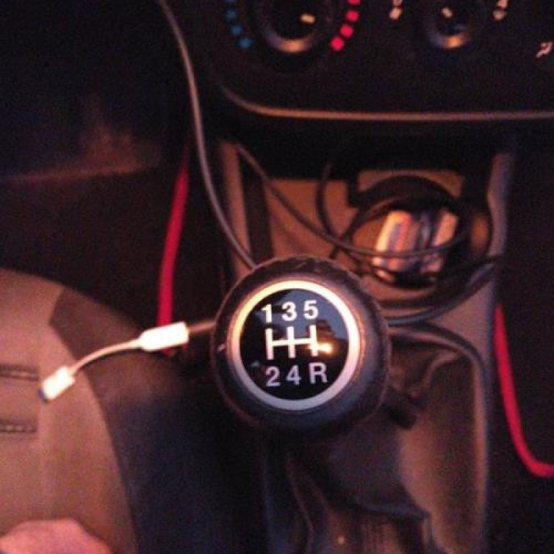 Compresseur clim FIAT PUNTO EVO 3 Photo n°11