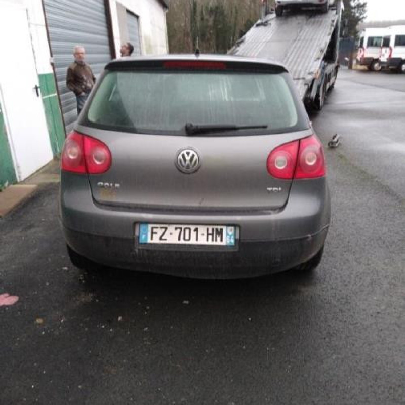 Feu arriere principal droit (feux) VOLKSWAGEN GOLF 5 Photo n°6