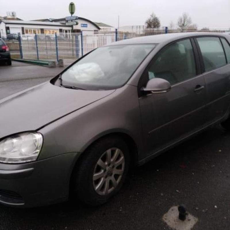 Feu arriere principal droit (feux) VOLKSWAGEN GOLF 5 Photo n°8