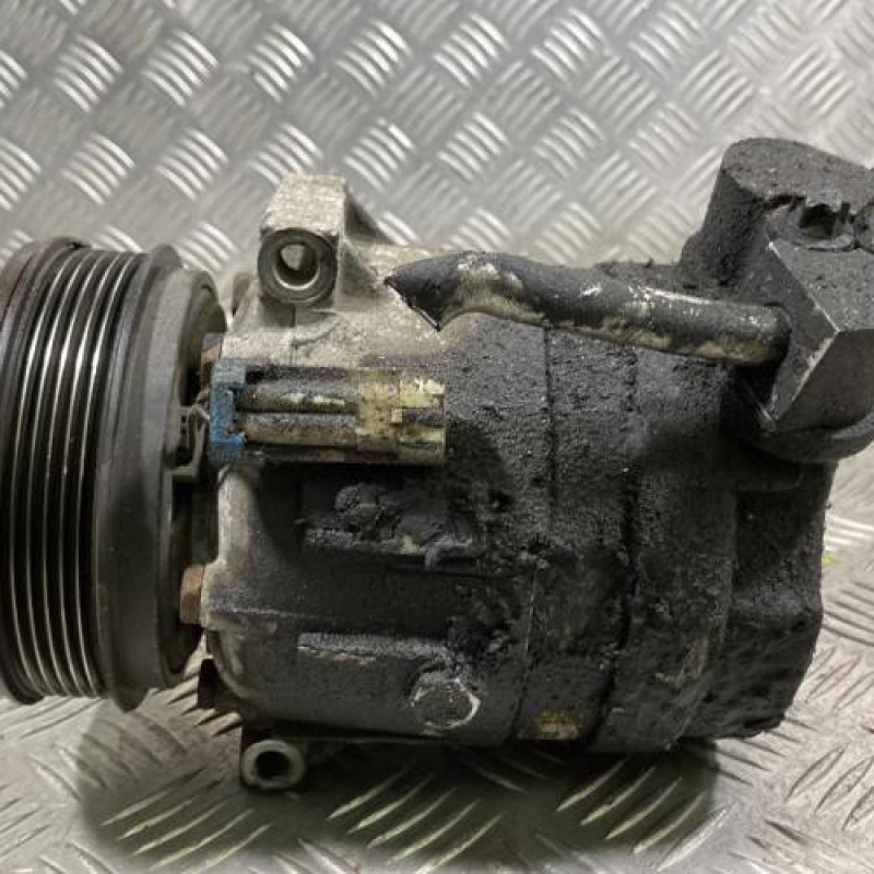 Compresseur clim FIAT CROMA 2 Photo n°2