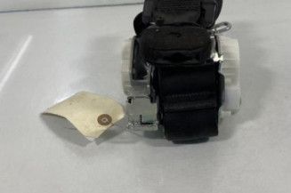 Pretensionneur de ceinture avant droit PEUGEOT 3008 1