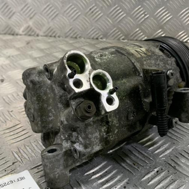 Compresseur clim BMW SERIE 3 E46 Photo n°3