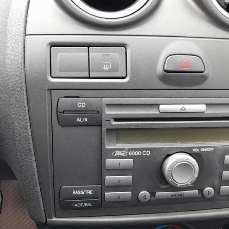 Leve vitre electrique avant gauche FORD FIESTA 5 Photo n°12