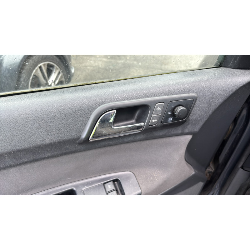 Custode arriere droit VOLKSWAGEN POLO 4 Photo n°14