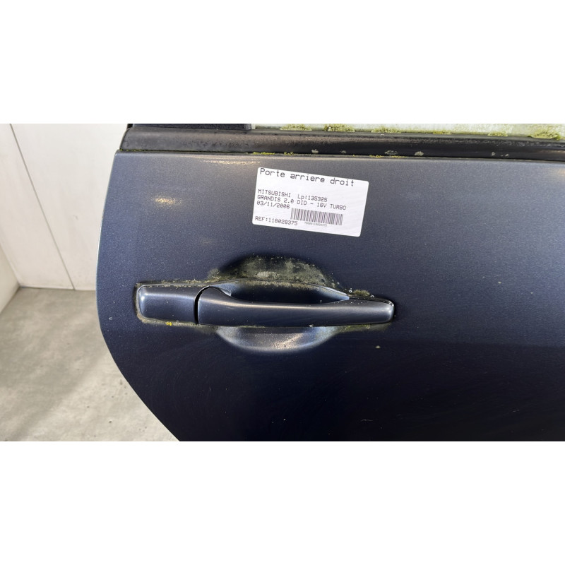 Porte arriere droit MITSUBISHI GRANDIS Photo n°2
