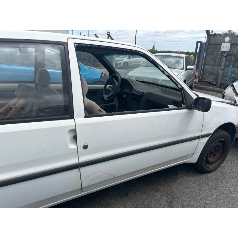 Poignee porte avant gauche PEUGEOT 106 Photo n°20