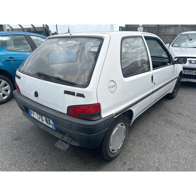 Serrure avant gauche PEUGEOT 106 Photo n°14