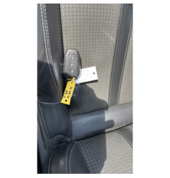 Ecran GPS PEUGEOT 208 2