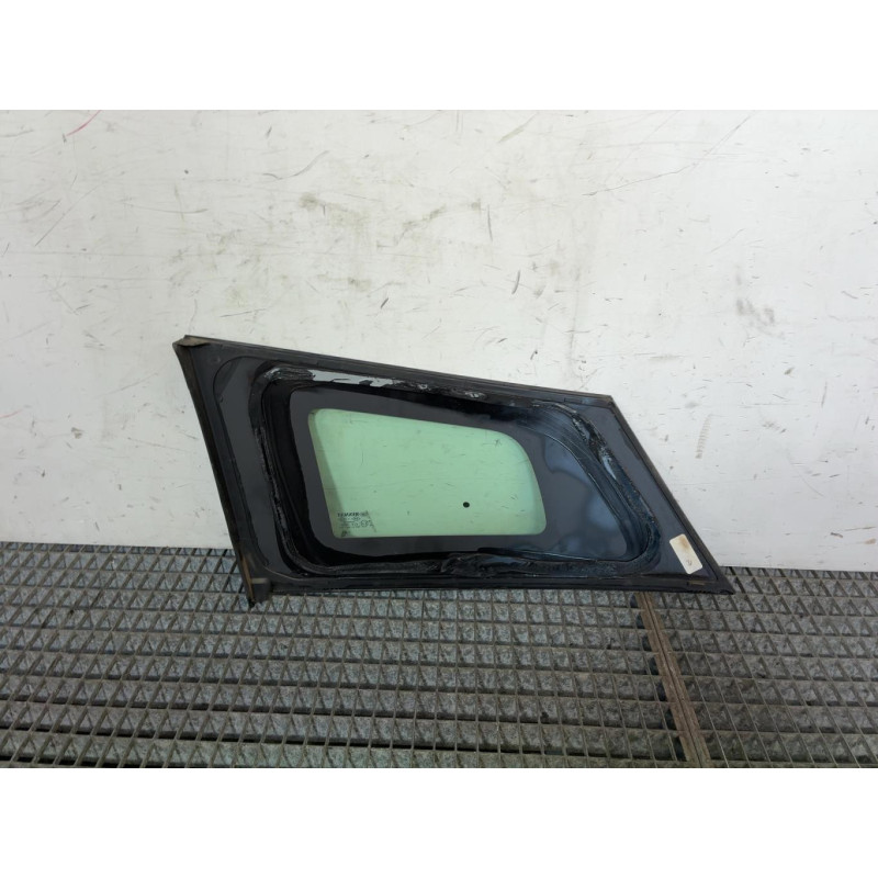 Custode arriere droit RENAULT CLIO 4 Photo n°4