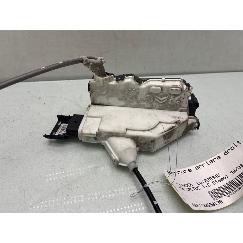 Serrure arriere droit CITROEN C4 CACTUS Photo n°3