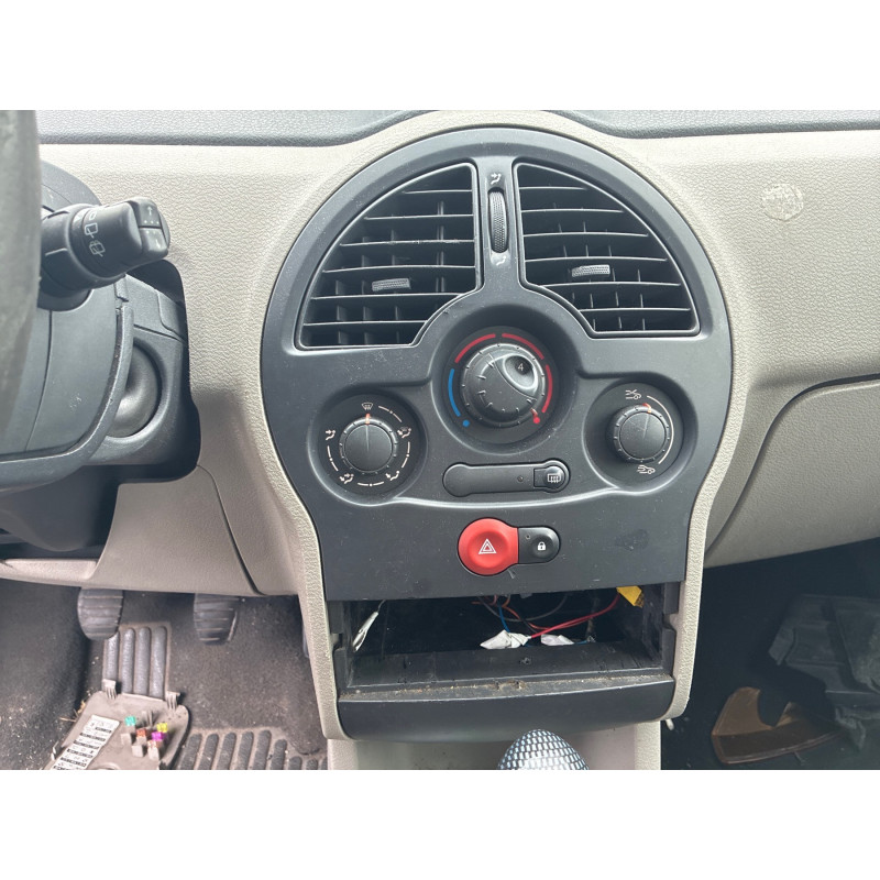 Baguette de porte avant gauche RENAULT MODUS Photo n°17