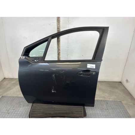 Porte avant gauche PEUGEOT 208 1