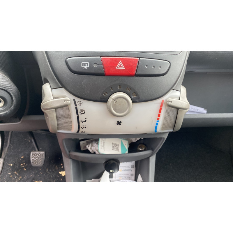 Porte avant gauche PEUGEOT 107 Photo n°13