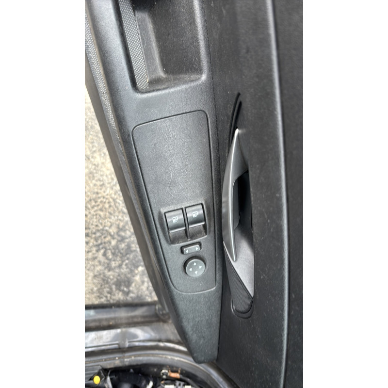 Porte arriere droit FIAT GRANDE PUNTO Photo n°16