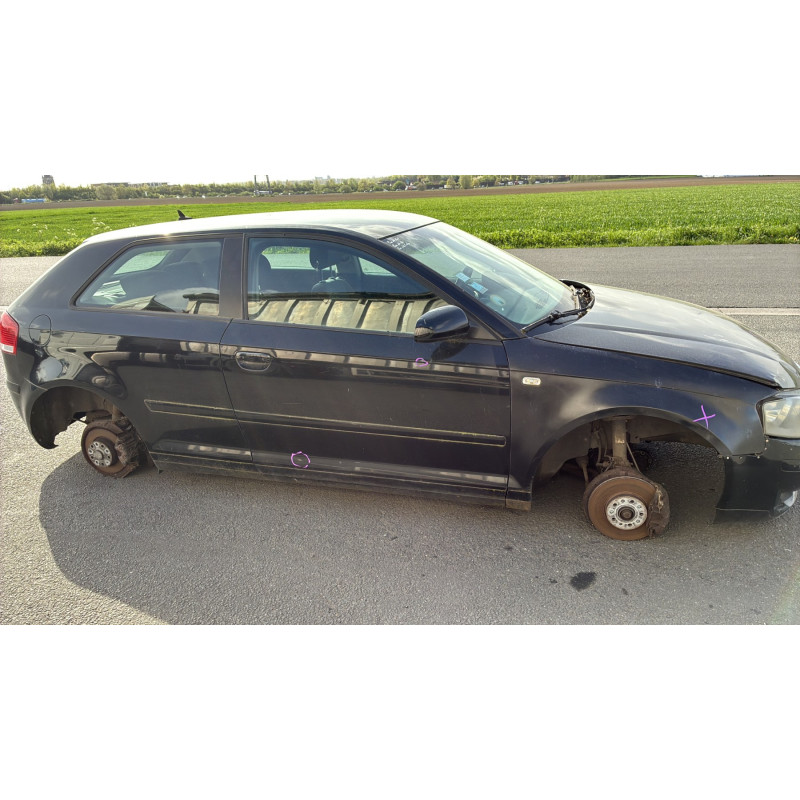 Porte avant droit AUDI A3 2 Photo n°13