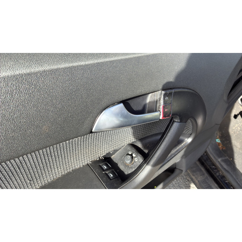 Porte avant droit AUDI A3 2 Photo n°16