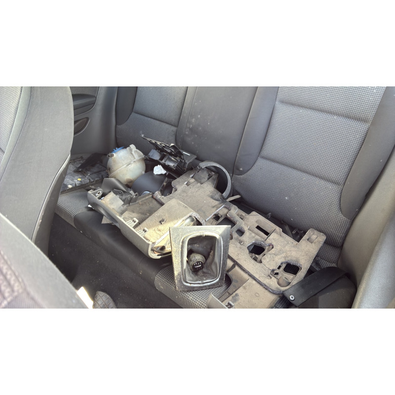 Porte avant droit AUDI A3 2 Photo n°19