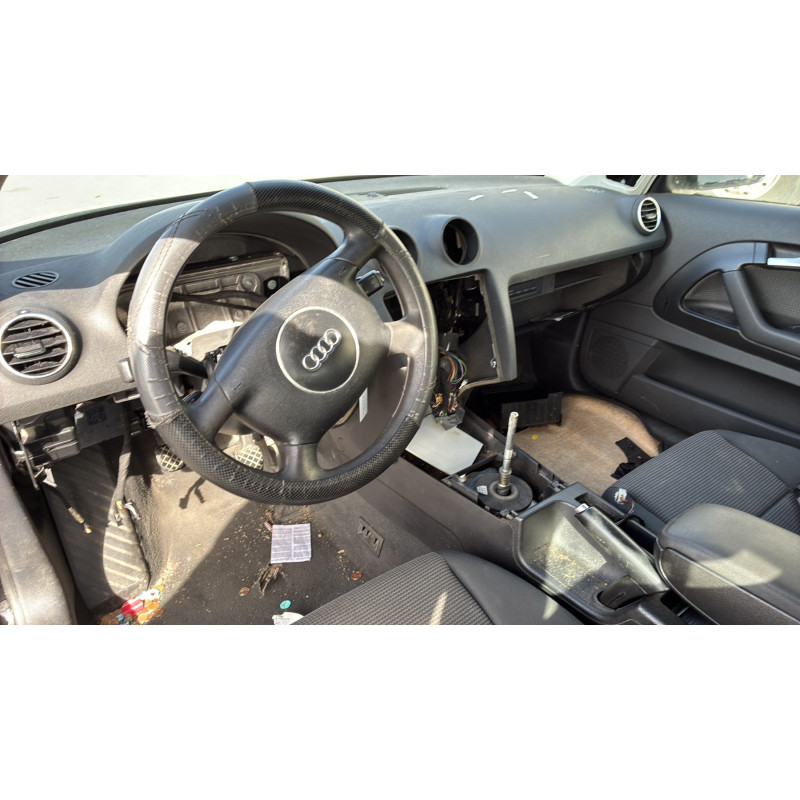 Porte avant droit AUDI A3 2 Photo n°20