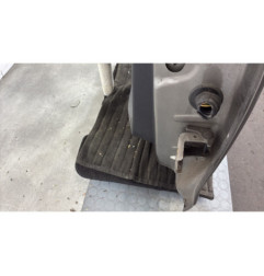 Porte arriere gauche PEUGEOT 208 1