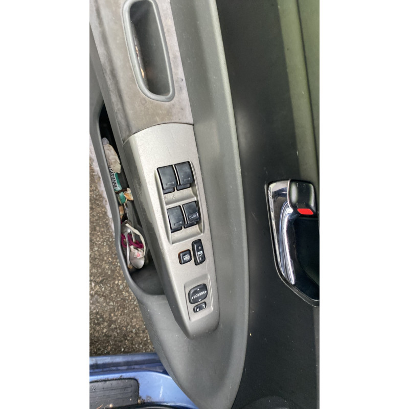 Porte avant gauche TOYOTA PRIUS 2 Photo n°16