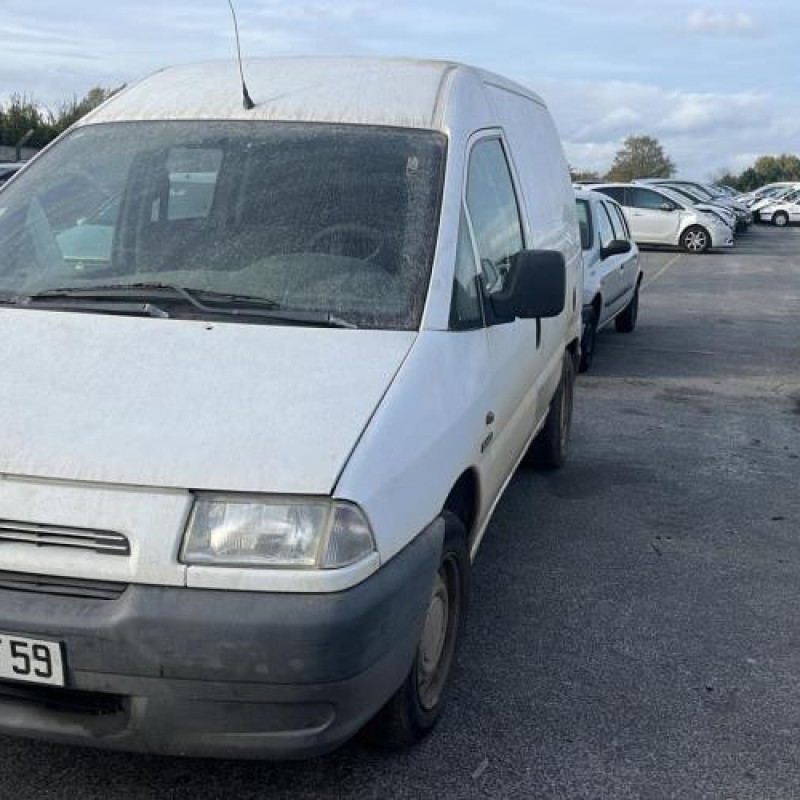 Porte avant droit CITROEN JUMPY 1 Photo n°8