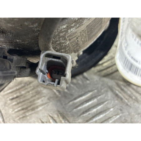 Compresseur clim RENAULT CLIO 4 Photo n°1