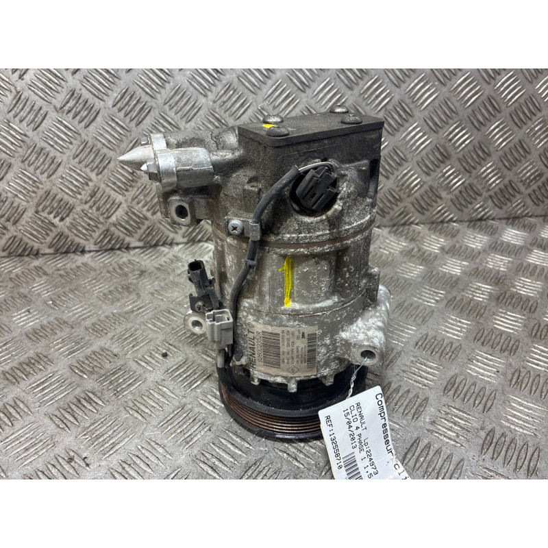 Compresseur clim RENAULT CLIO 4 Photo n°3
