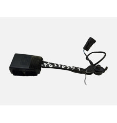 Attache ceinture avant droit FORD KUGA 2