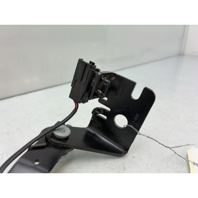 Attache ceinture arriere gauche FORD KUGA 2 Photo n°2