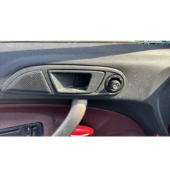 Porte avant droit FORD FIESTA 6