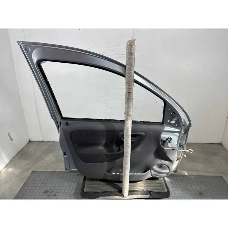 Porte avant gauche OPEL COMBO C Photo n°3