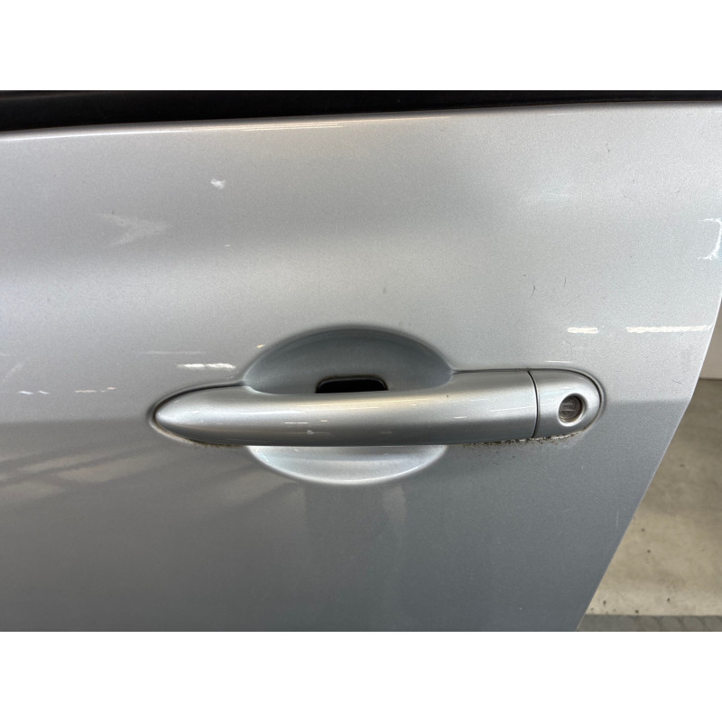 Porte avant gauche RENAULT CLIO 3 Photo n°3