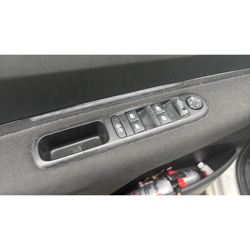 Porte arriere droit PEUGEOT 5008 1 Photo n°16