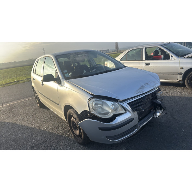 Bouton de coffre VOLKSWAGEN POLO 4 Photo n°8