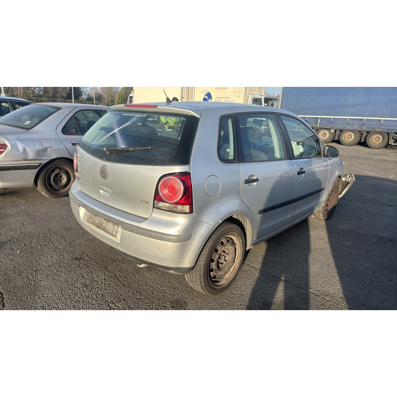 Bouton de coffre VOLKSWAGEN POLO 4 Photo n°10