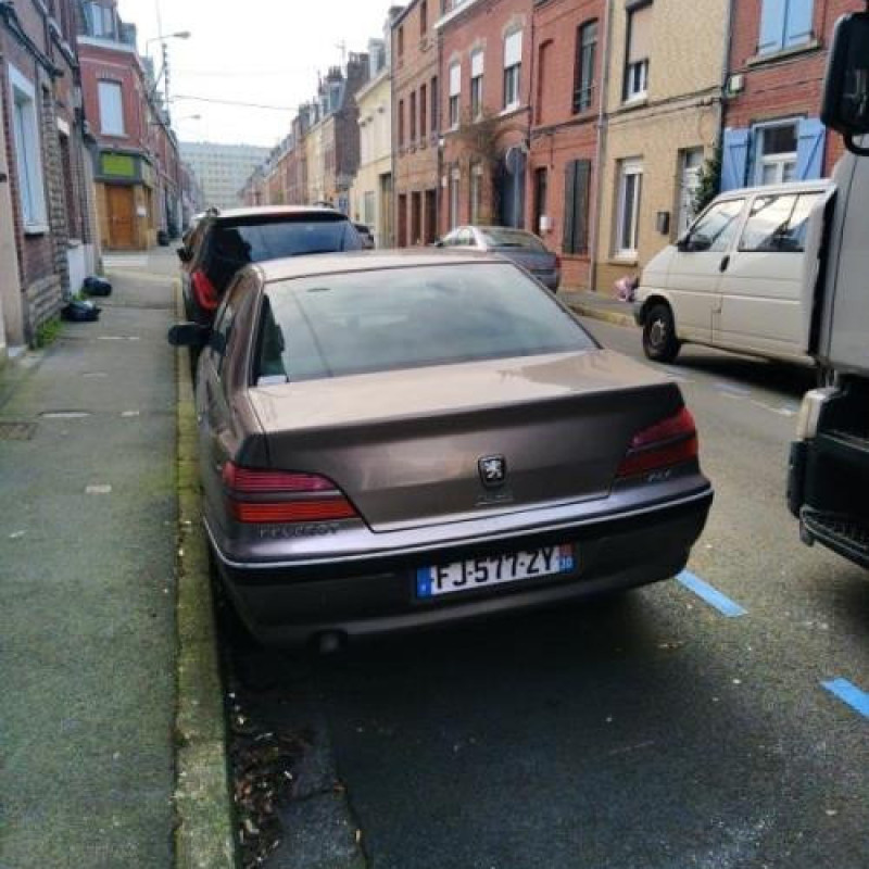 Retroviseur gauche PEUGEOT 406 Photo n°6