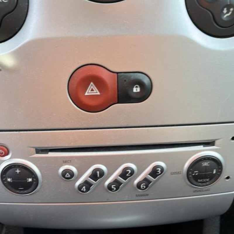 Compteur RENAULT MODUS Photo n°16