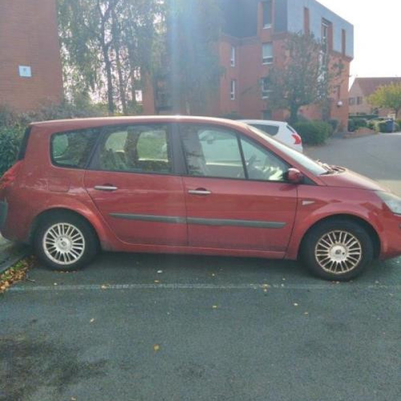 Ceinture arriere droit RENAULT GRAND SCENIC 2 Photo n°5