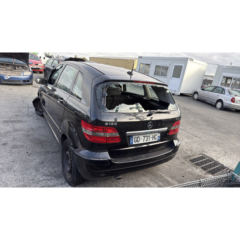 Porte avant gauche MERCEDES CLASSE B 245 Photo n°10