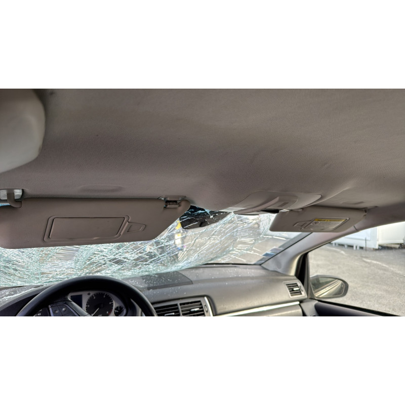Porte avant gauche MERCEDES CLASSE B 245 Photo n°19