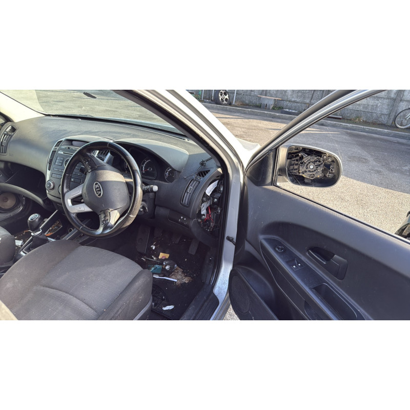 Porte avant droit KIA CEE-D 1 SPORT WAGON Photo n°2