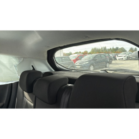 Porte arriere gauche PEUGEOT 208 1