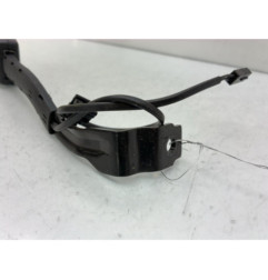 Attache ceinture avant gauche VOLKSWAGEN PASSAT 5