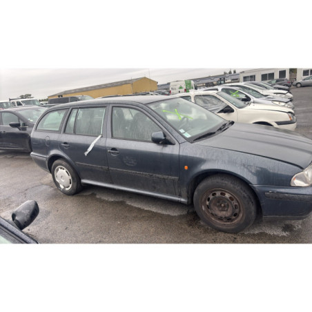 Porte arriere gauche SKODA OCTAVIA 1