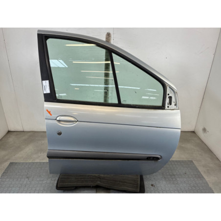 Porte avant droit RENAULT SCENIC 1 Photo n°1