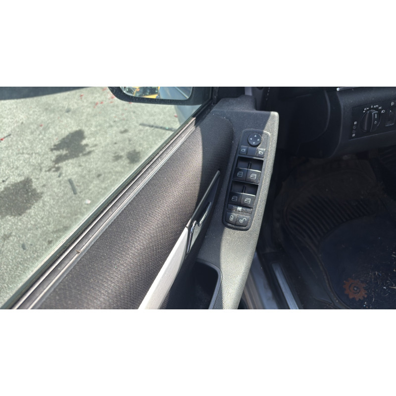 Porte arriere gauche MERCEDES CLASSE B 245 Photo n°11