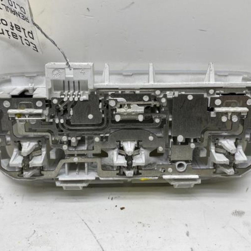 Eclairage de plafonnier RENAULT CLIO 4 Photo n°3